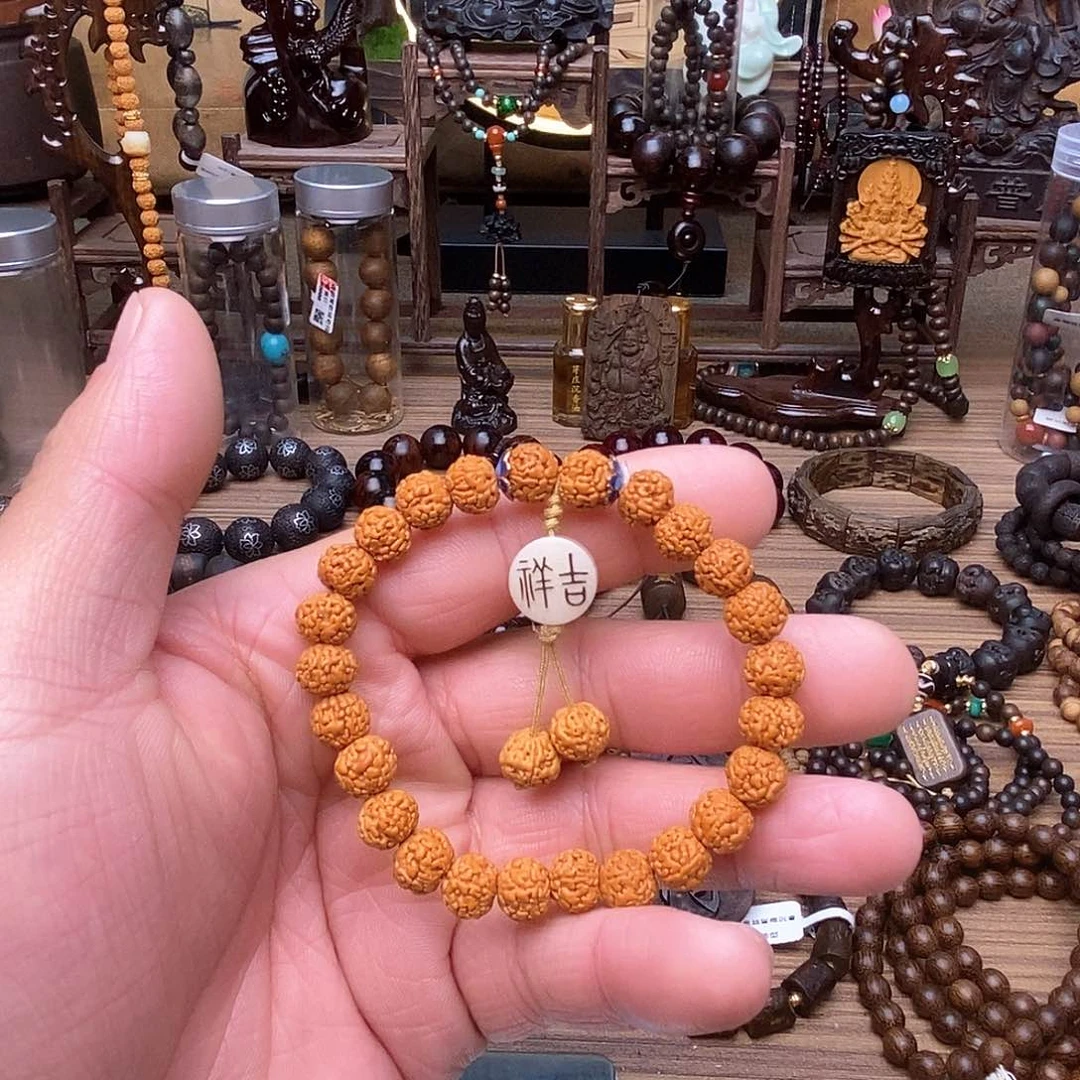 滴血莲花菩提手串