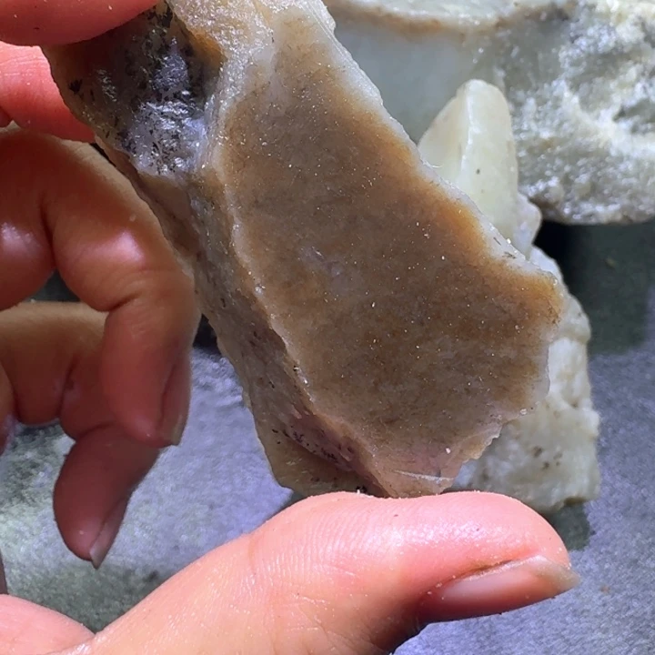 和田玉未镶嵌珠宝半成品