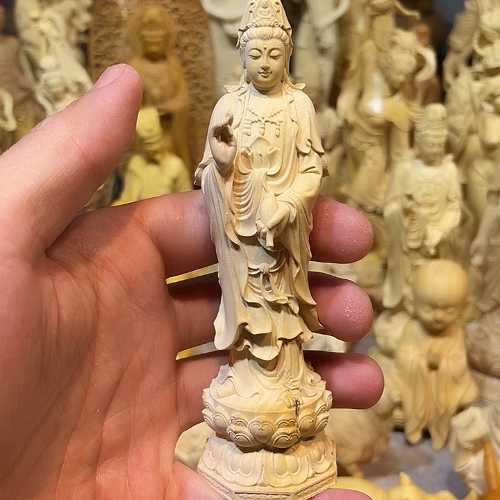 黄杨木瑕疵净瓶观音