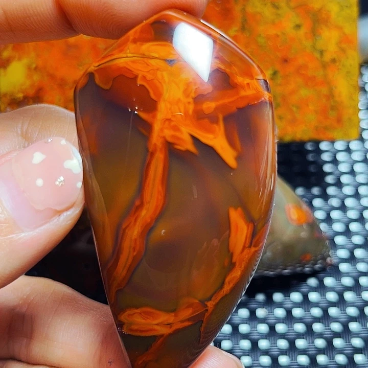 玛瑙/玉髓颈饰未镶嵌速*