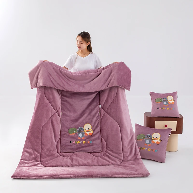 冬季加厚牛奶绒抱枕被子两用车用多功能折叠靠枕二合一枕头办公室