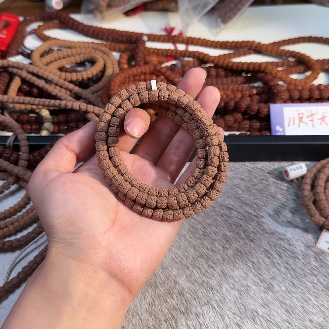 t***e金刚菩提吊坠终结者佛手