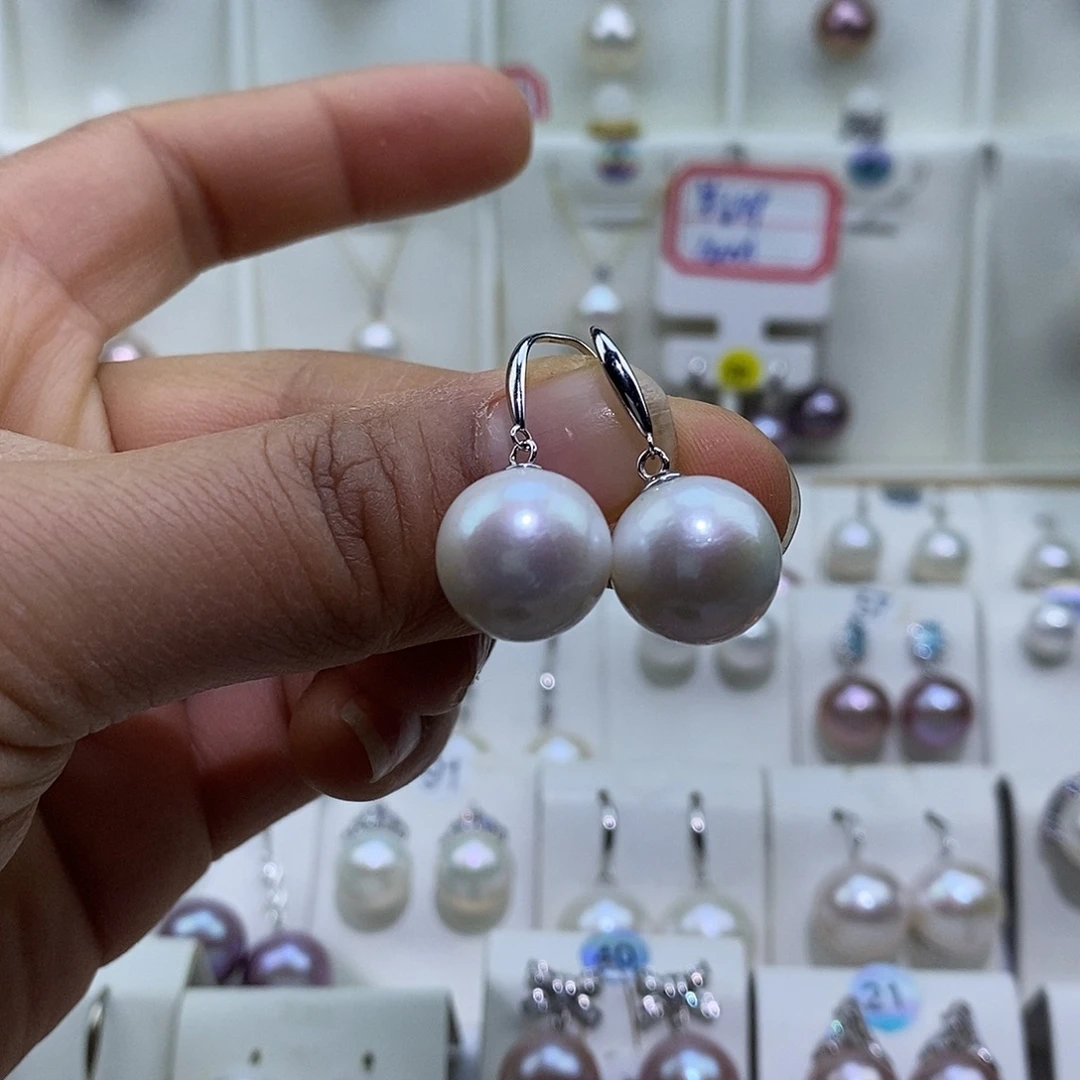 淡水珍珠吊坠(赠链)银S925镶嵌