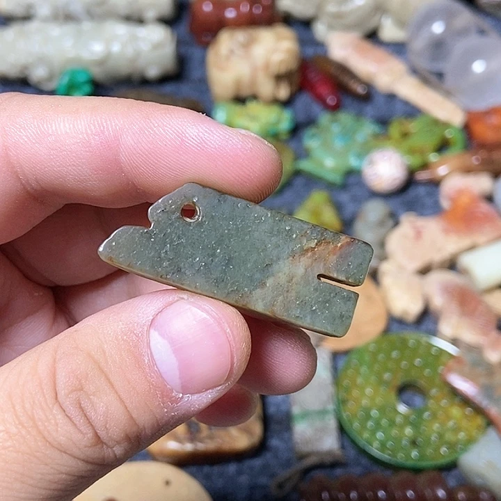 和田玉未镶嵌颈饰51