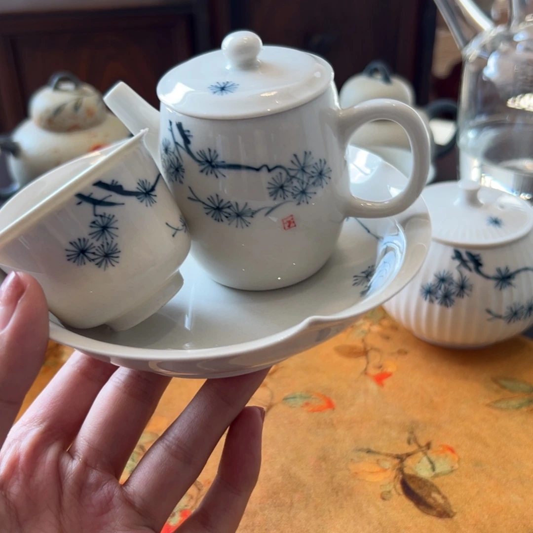 茶具等产品的生产和销售工作中