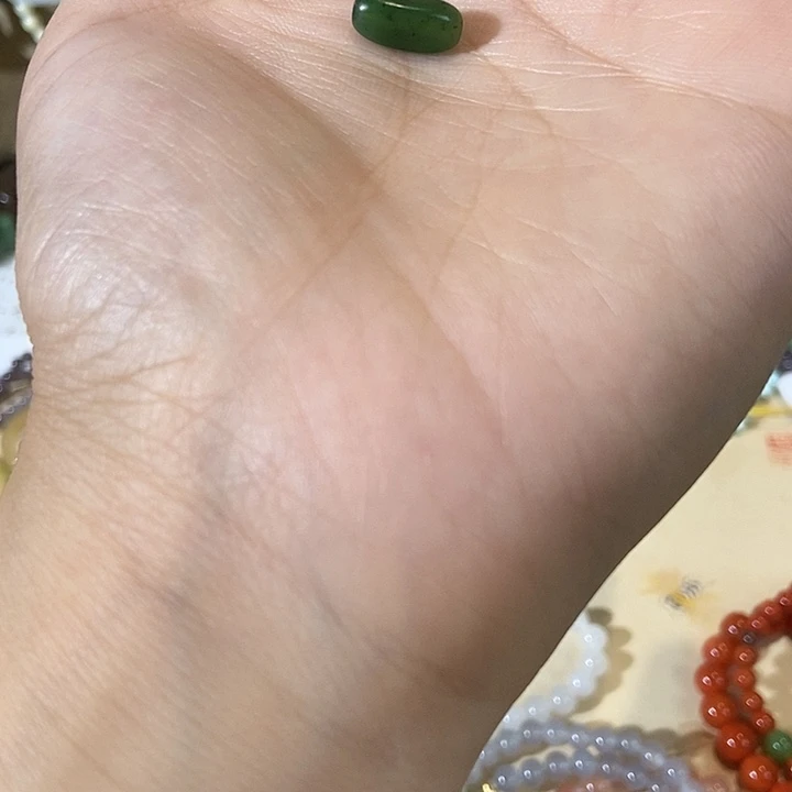和田玉（糖玉）戒指未镶嵌这个