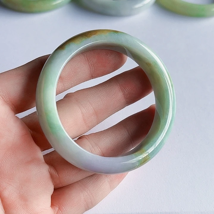 翡翠手镯未镶嵌圈55.7