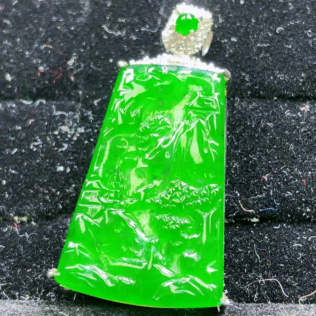 翡翠颈饰未镶嵌12，