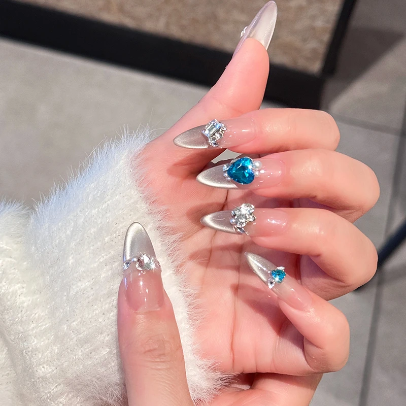 【蓝钻秘境】蓝色极光钻纯手工穿戴甲闪钻高级显白清透御姐