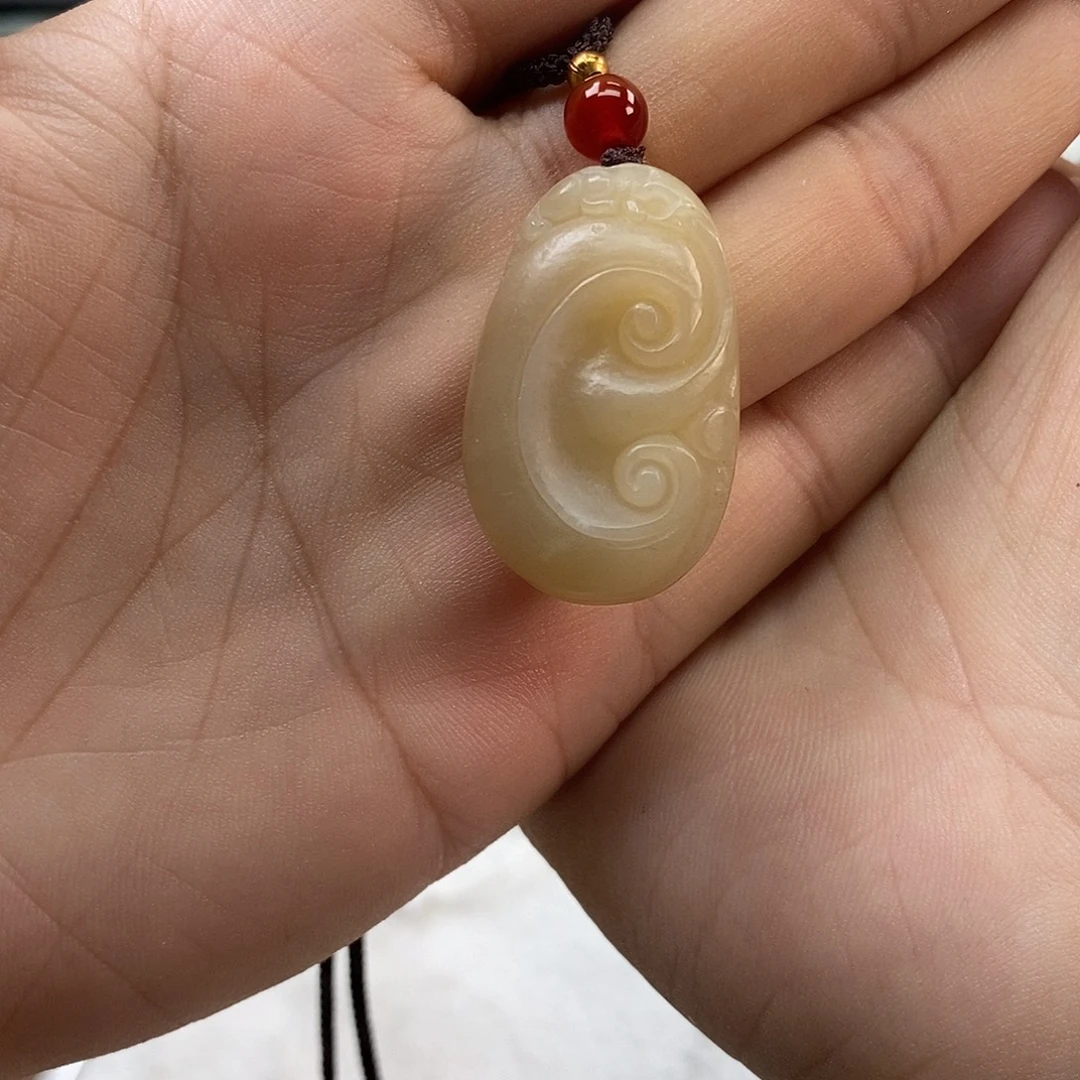 和田玉（糖玉）未镶嵌颈饰