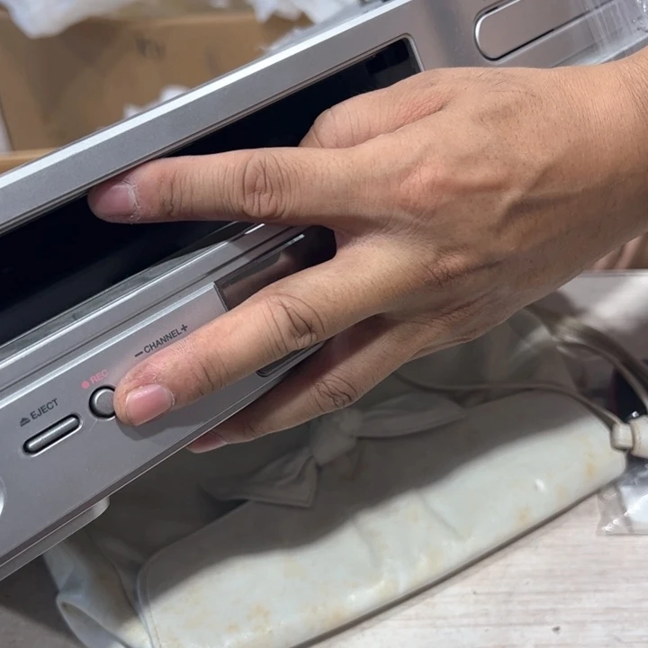 是**了新亿阁中古杂项无售后