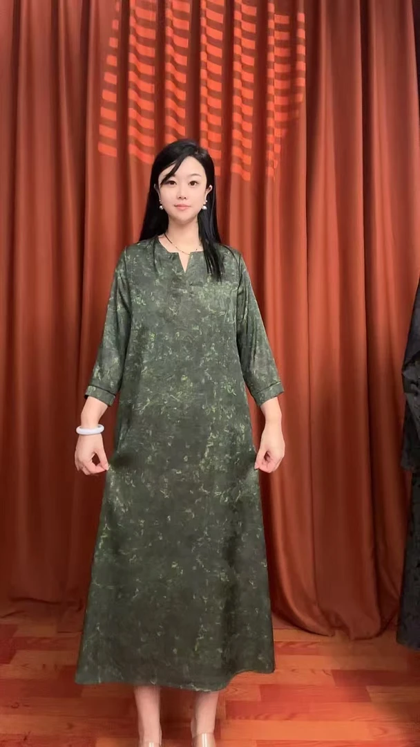(绿如茵）秋装简约V领时尚显瘦气质女装宽松中长款连衣裙---腰封
