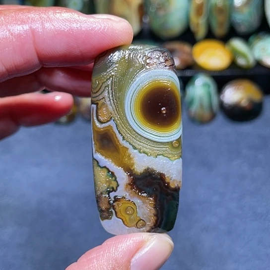 【闪购商品】未镶嵌玛瑙/玉髓珠宝奇石用****6