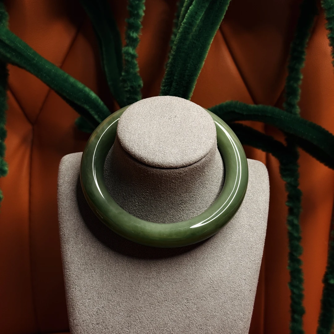 壹屿珠宝 7733 和田玉典藏手镯 圈口57