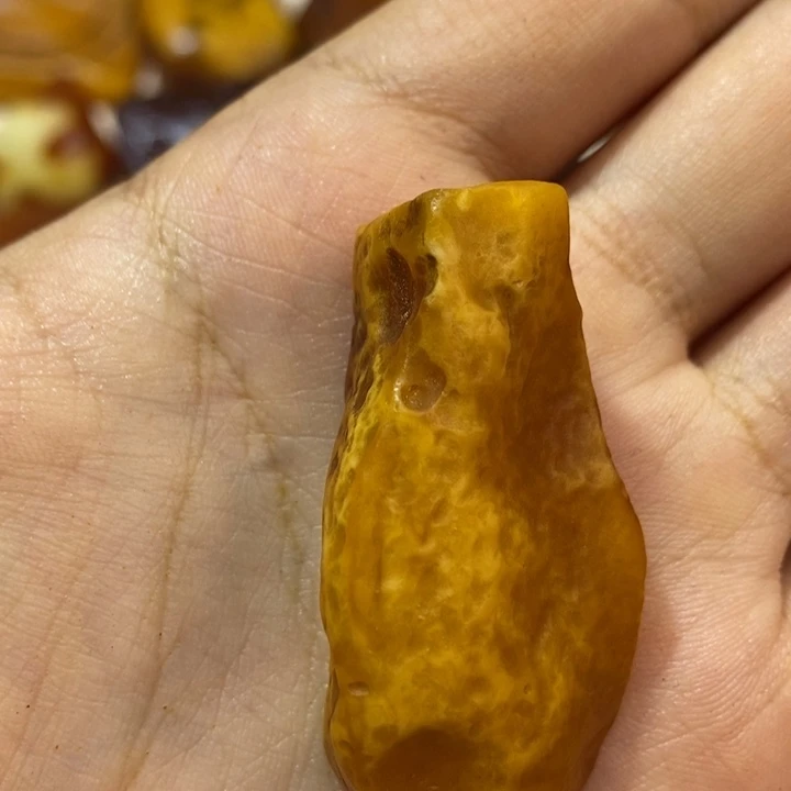 M***a定制琥珀琥珀蜜蜡