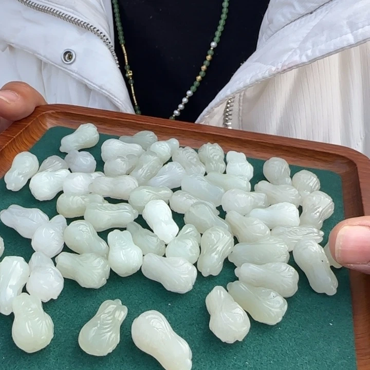 和田玉颈饰未镶嵌多样性拍一发一