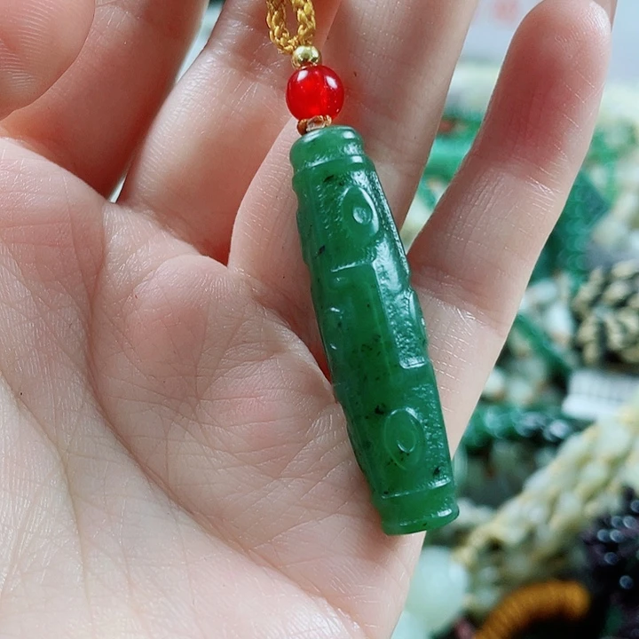 未镶嵌和田玉挂件