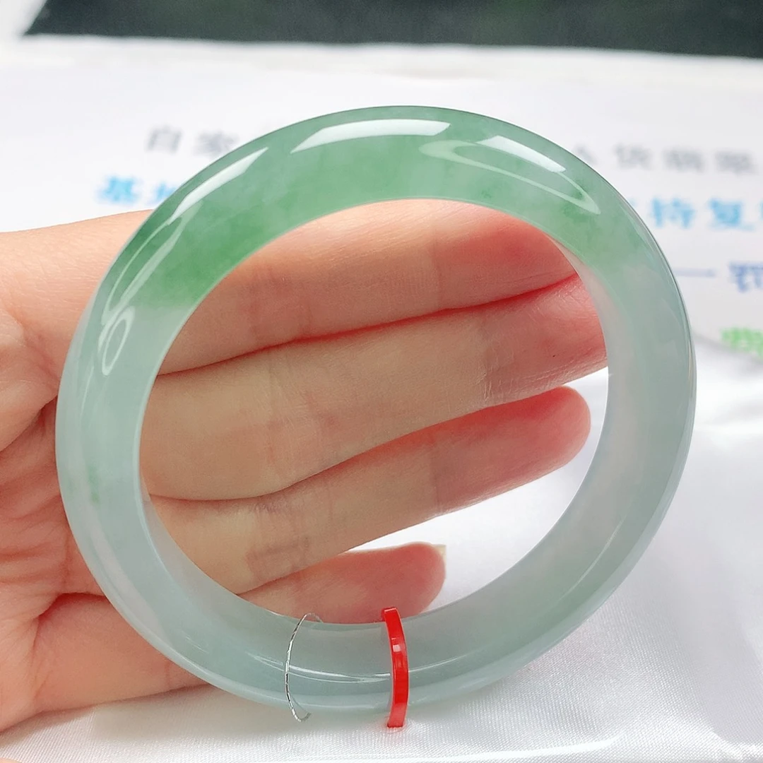 翡翠手镯未镶嵌57➕圈