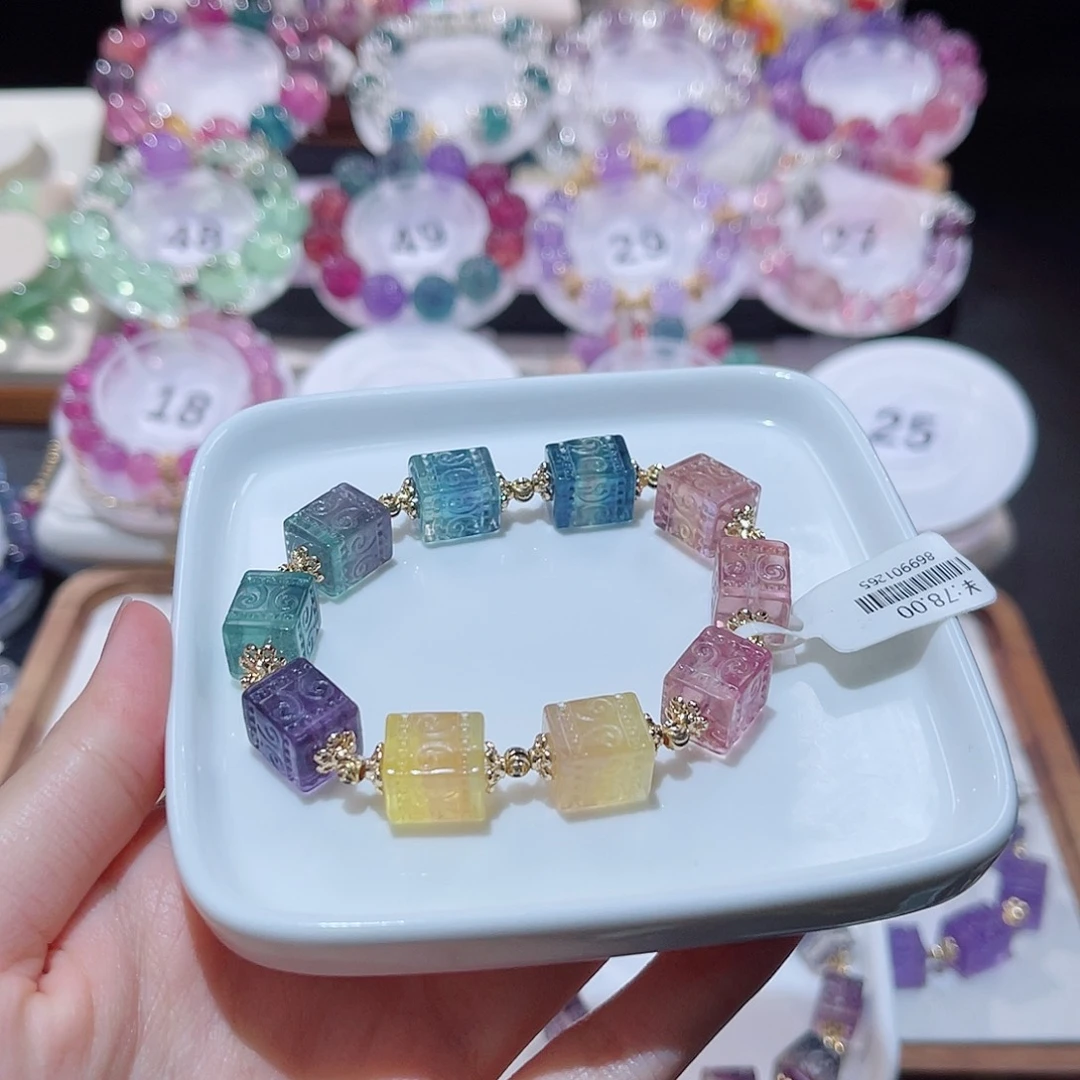 水晶手串未镶嵌小**柔回纹方糖萤石
