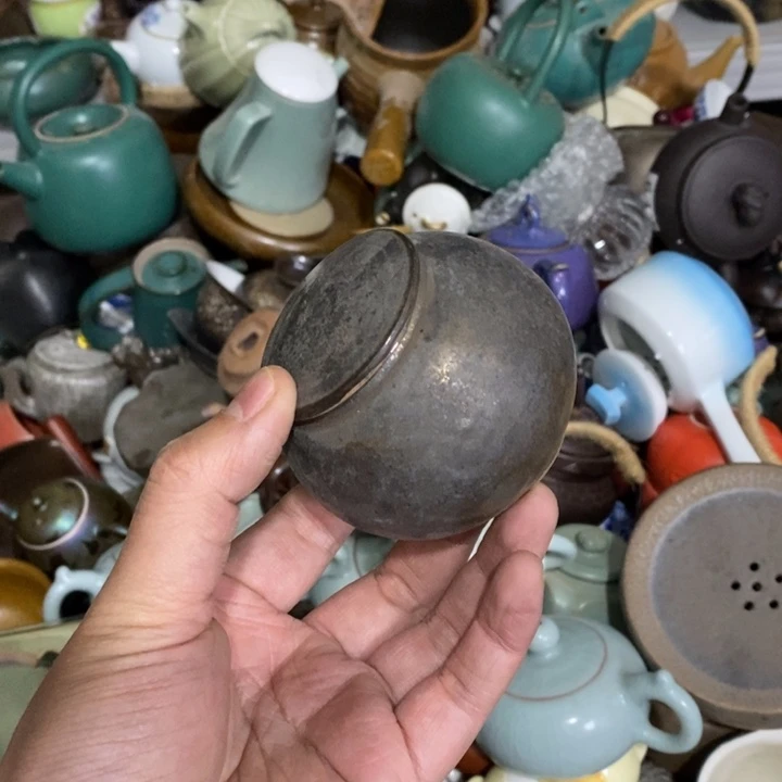 陶瓷艺术品及陶瓷壶