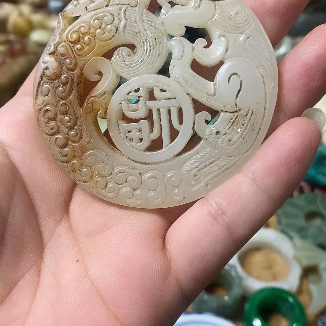 和田玉（糖玉）未镶嵌挂件