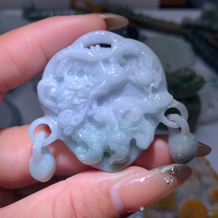 翡翠未镶嵌颈饰保真天然A货翡翠