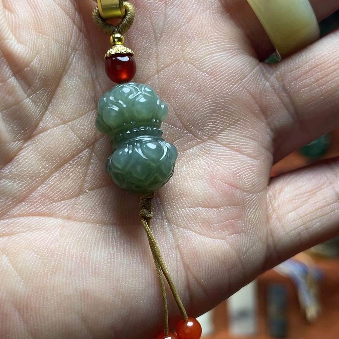 和田玉未镶嵌颈饰新疆且末蓝并蒂莲吊坠带证书