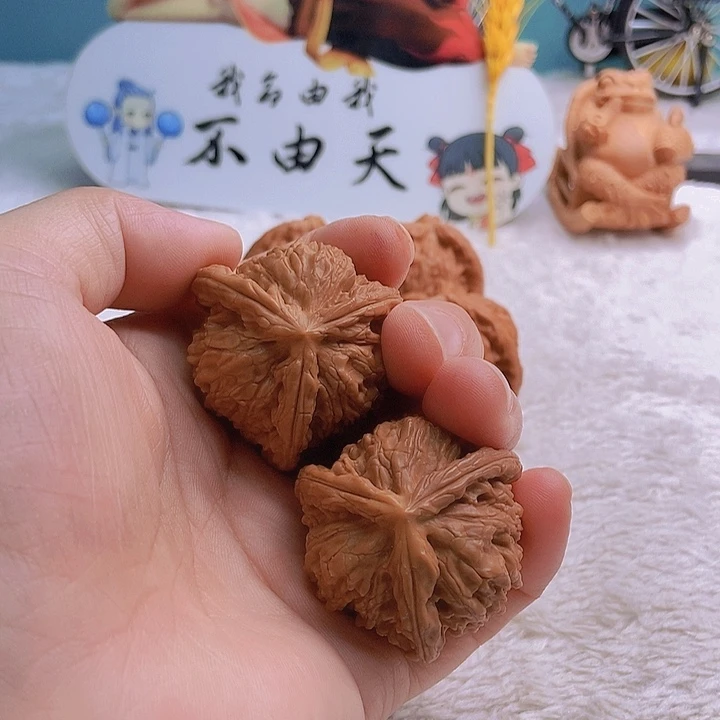 吊坠文玩核桃我***～三棱