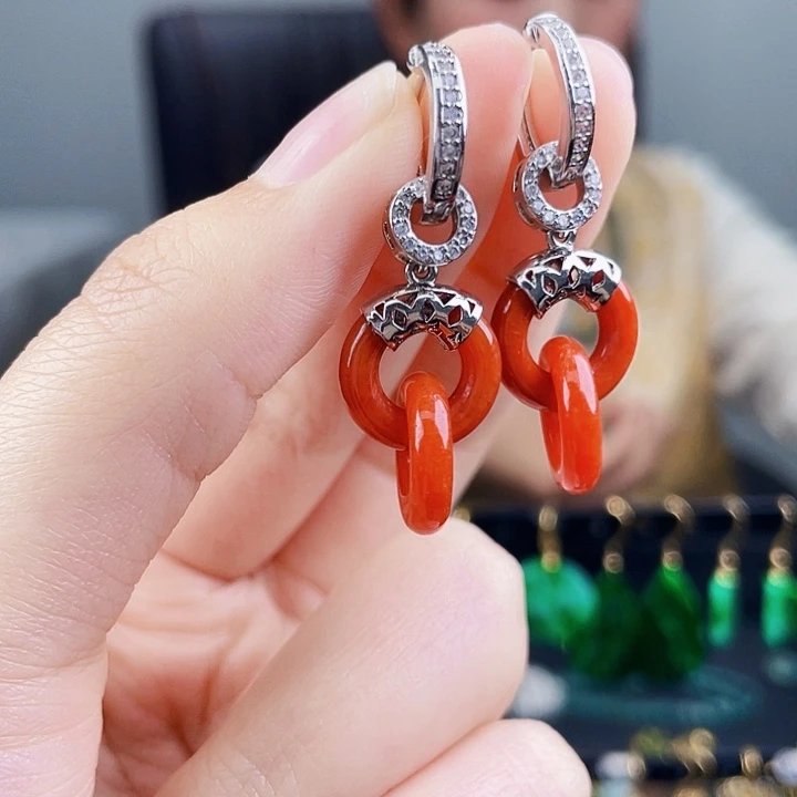 翡翠耳饰未镶嵌饰品