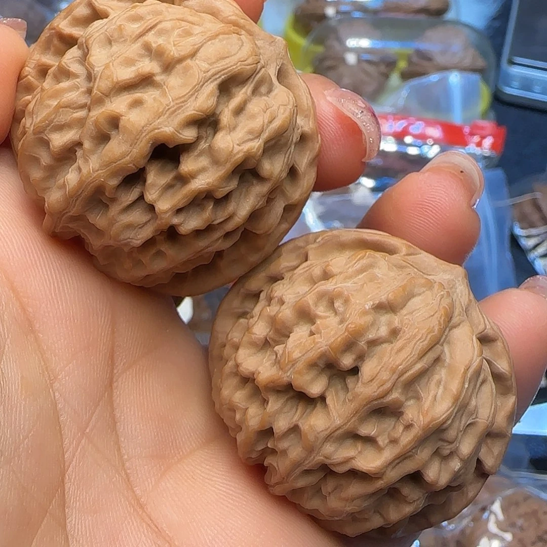 文玩核桃吊坠40全品龙珠