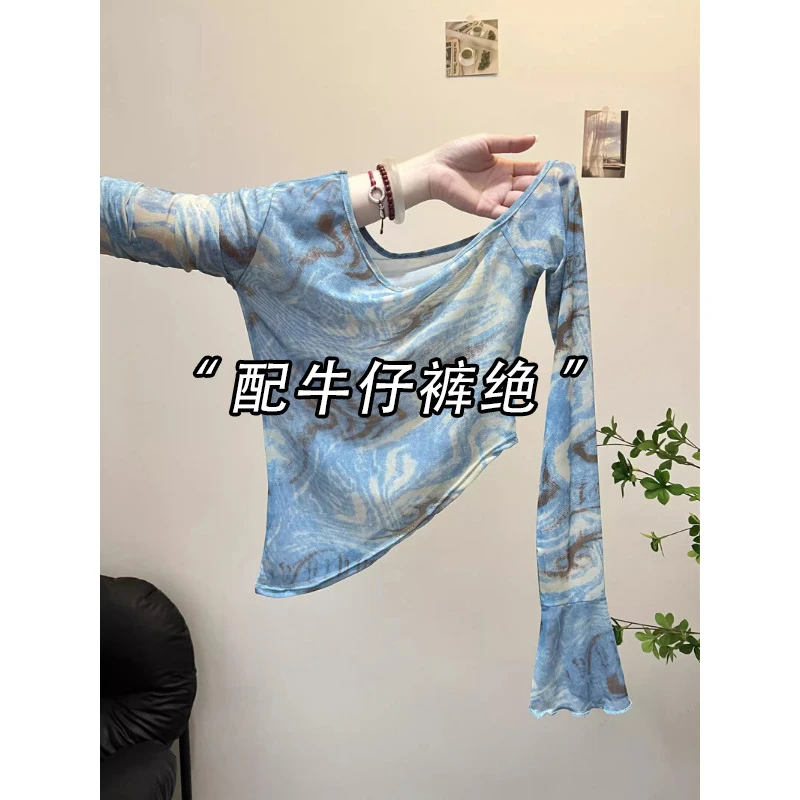 不规则短款T恤女2025新款露腰斜肩网纱喇叭袖防晒衫修身短款上衣