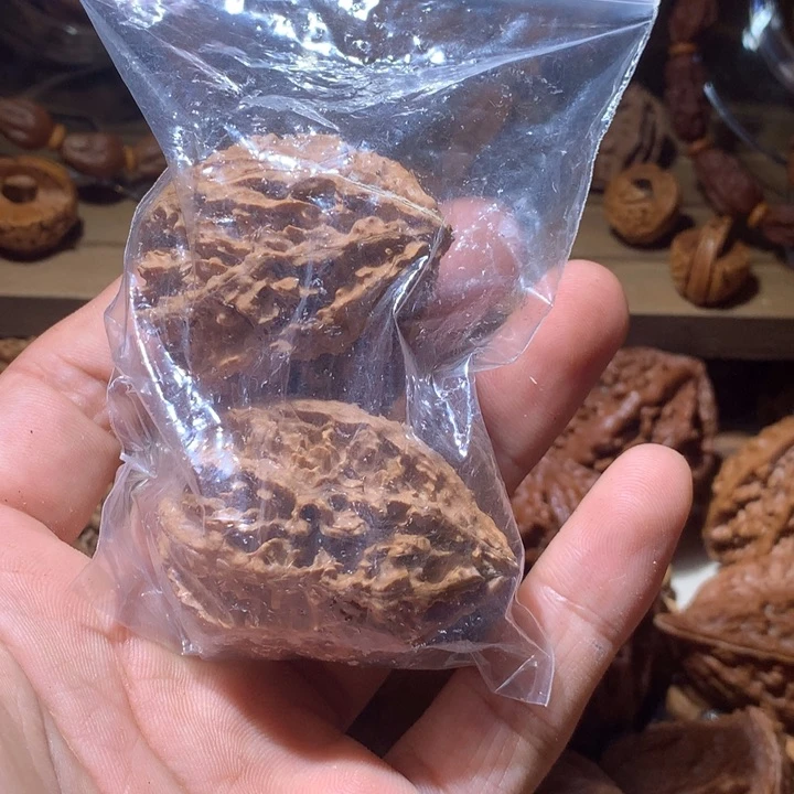 易***文玩核桃吊坠东北20