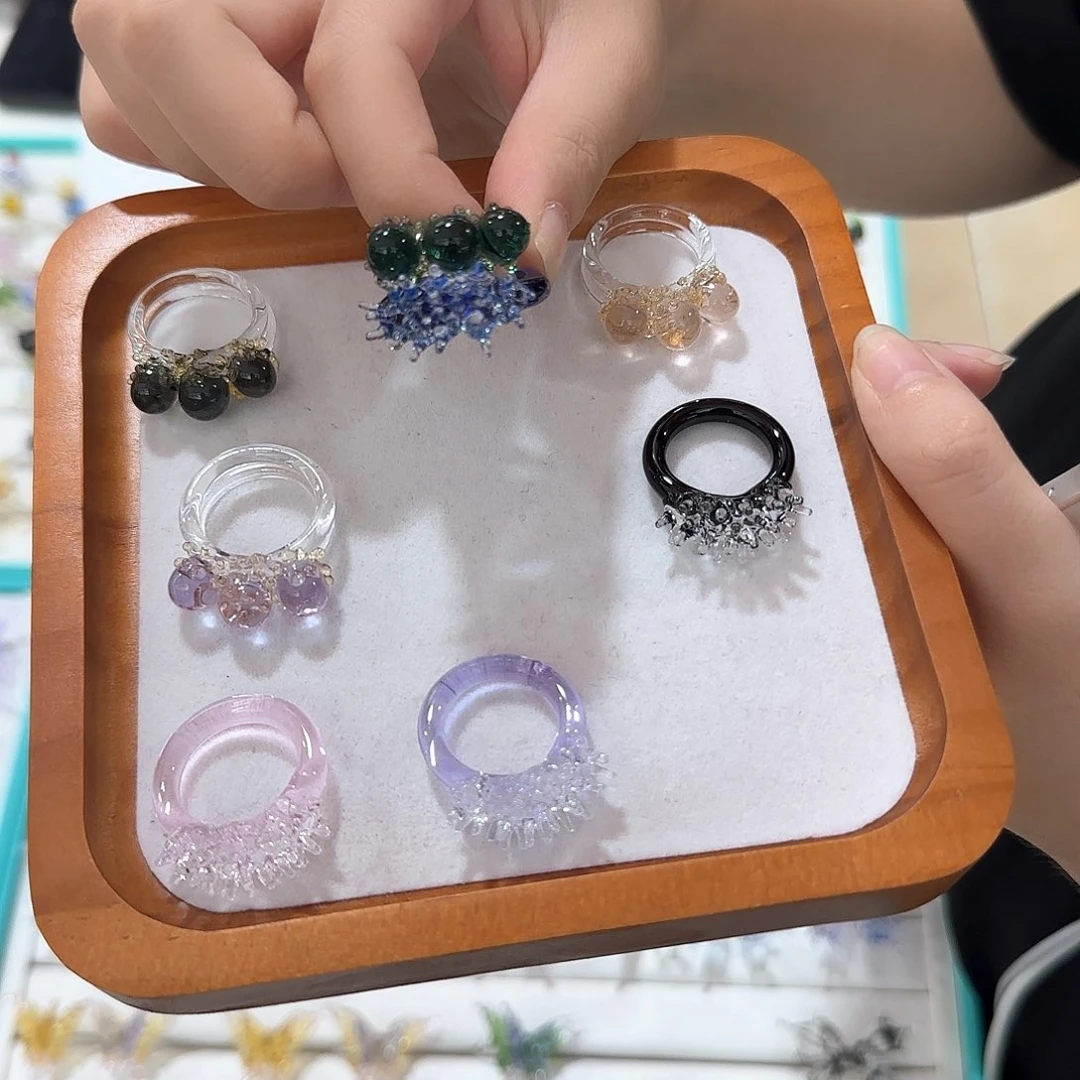 琉璃手工艺品小刺小球联系客服