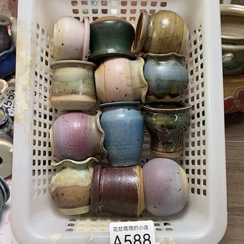 紫砂花盆588微瑕品口径3到4左右