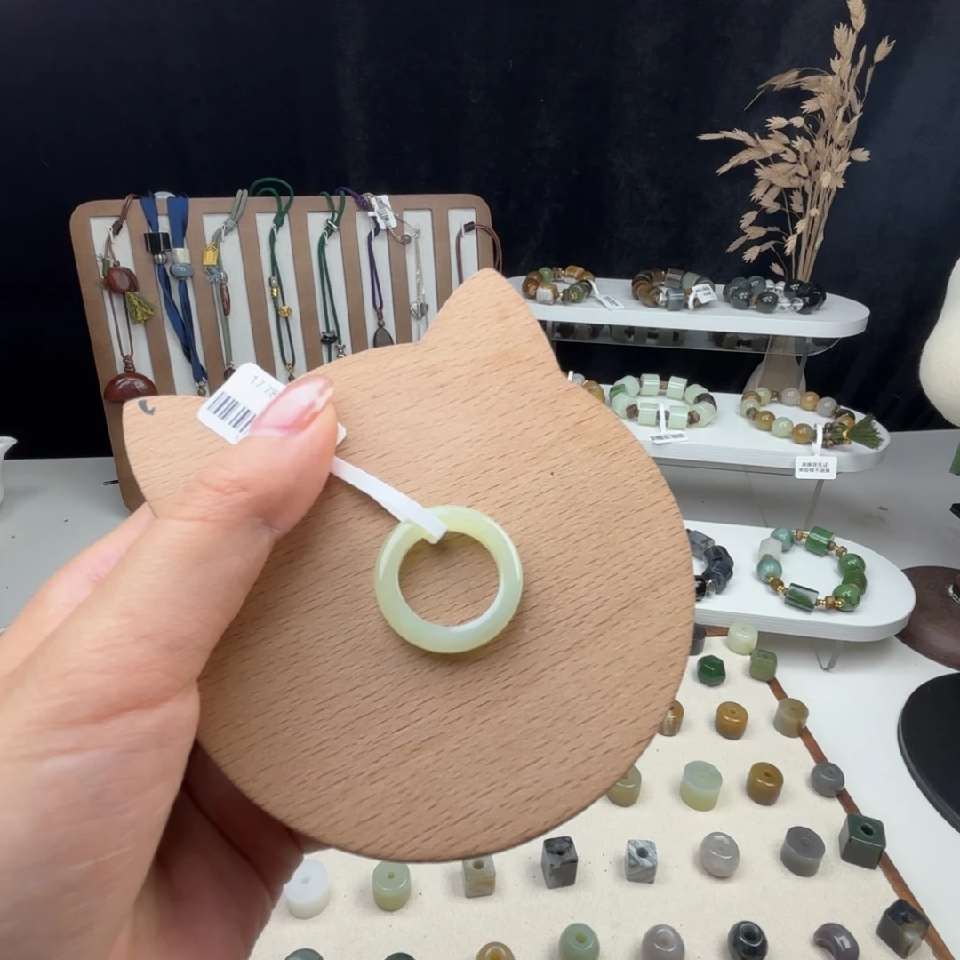 和田玉（糖玉）未镶嵌手链