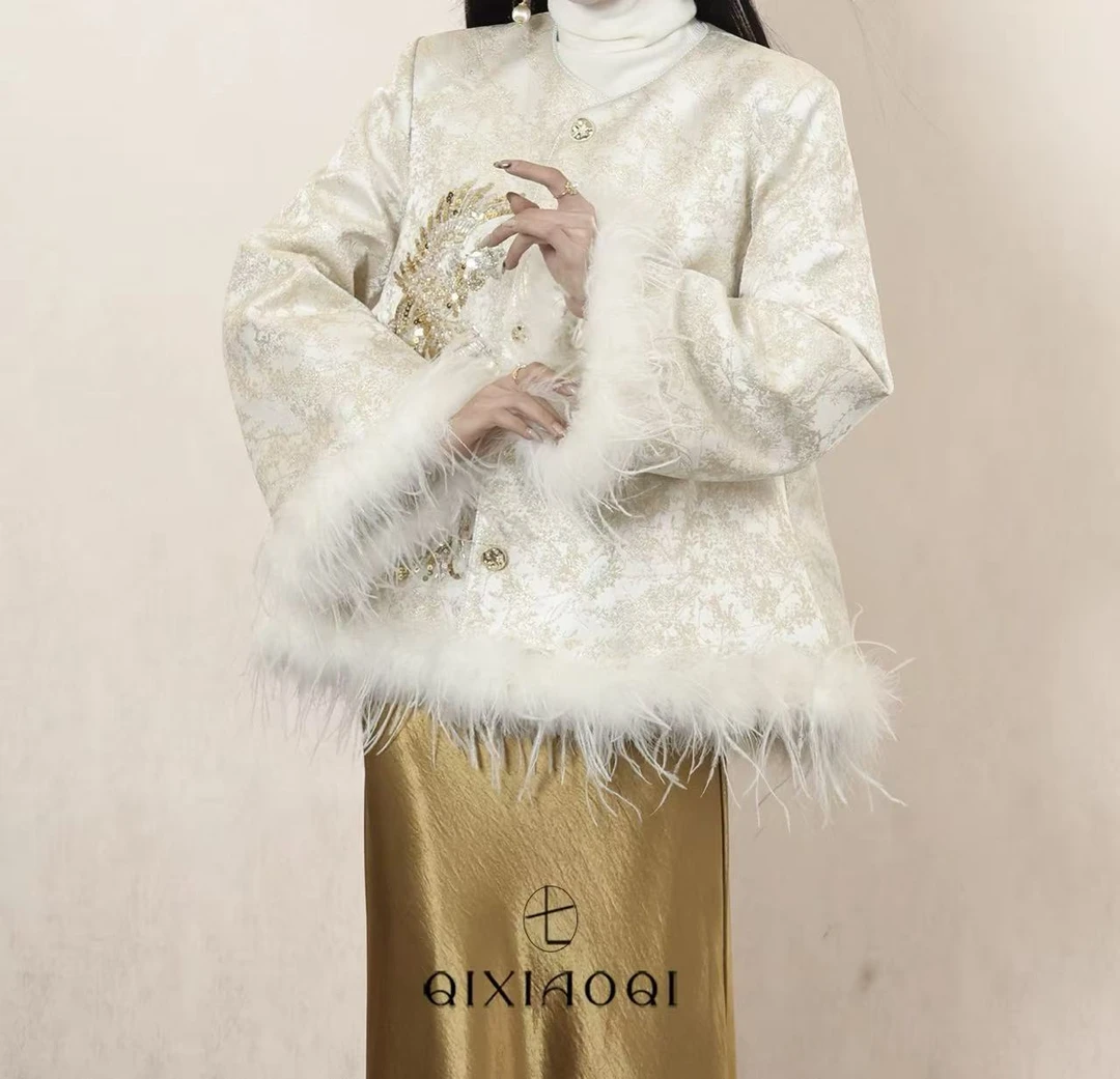 ⭐️H6705国风提花羽毛镶边羽绒服女 金色刺绣奢华短款中式复古外套