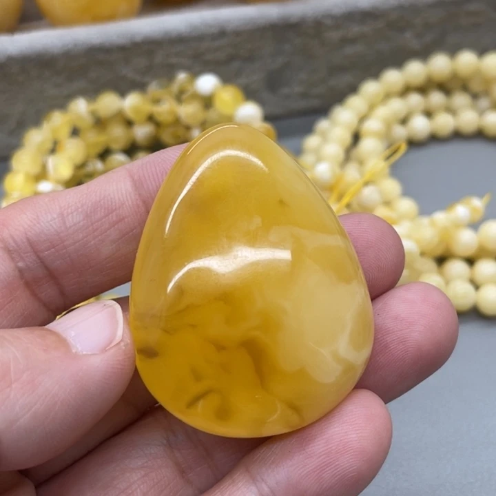 琥珀未镶嵌裸石蜜蜡