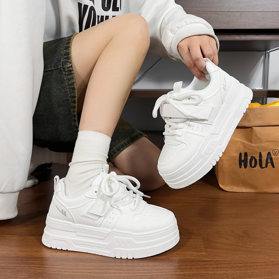 回力厚底小白鞋女春秋爆款韩版原创鞋子女百搭透气增高学生板鞋女