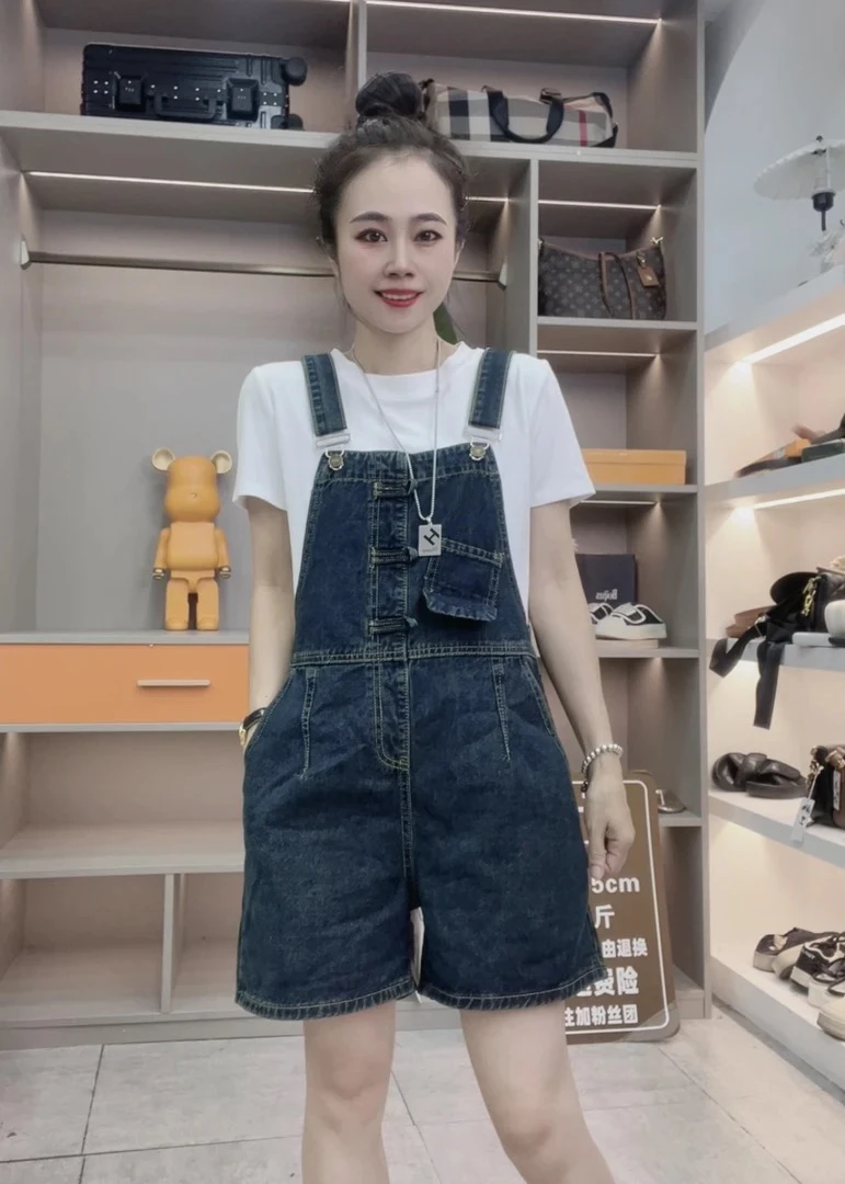 11076时尚舒适牛仔连体背带短裤