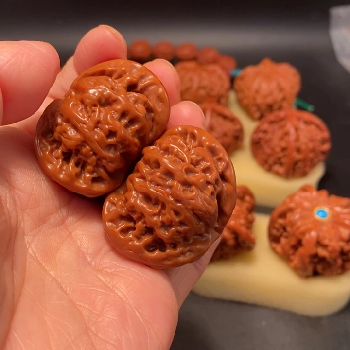 m***u核桃手串/手链工艺核桃