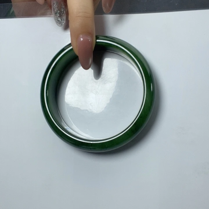 鸿***和田玉未镶嵌手镯