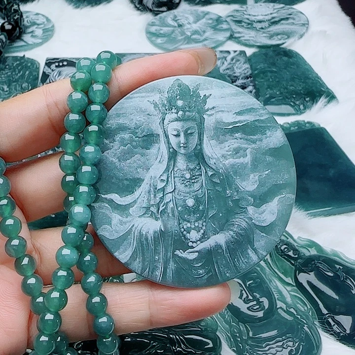 翡翠未镶嵌颈饰多样性发货天然的A货翡翠