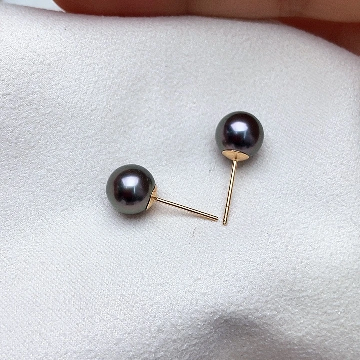 18K金镶嵌耳饰海水珍珠8.1mm正圆强光几乎无暇