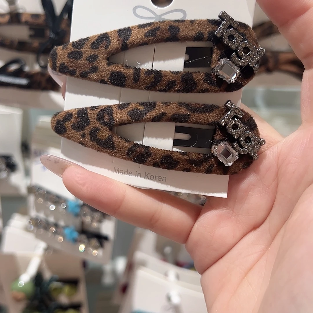 通***漆非金属仿珍珠字母豹纹掰掰夹