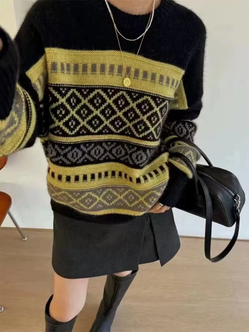费尔岛圆脸全羊毛网红针织时尚百搭宽松圆领秋冬提花网红针织时尚