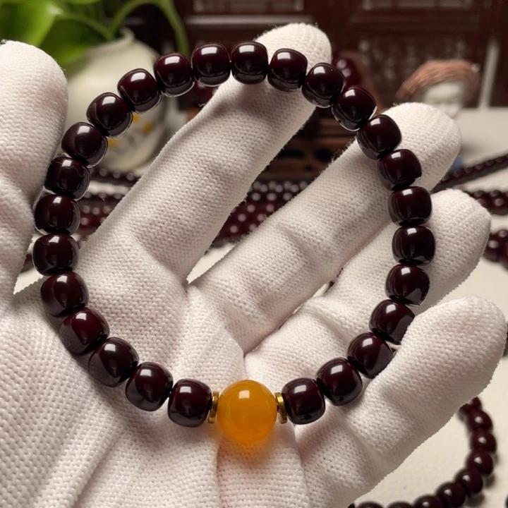 李***星其他核桃猴头手串