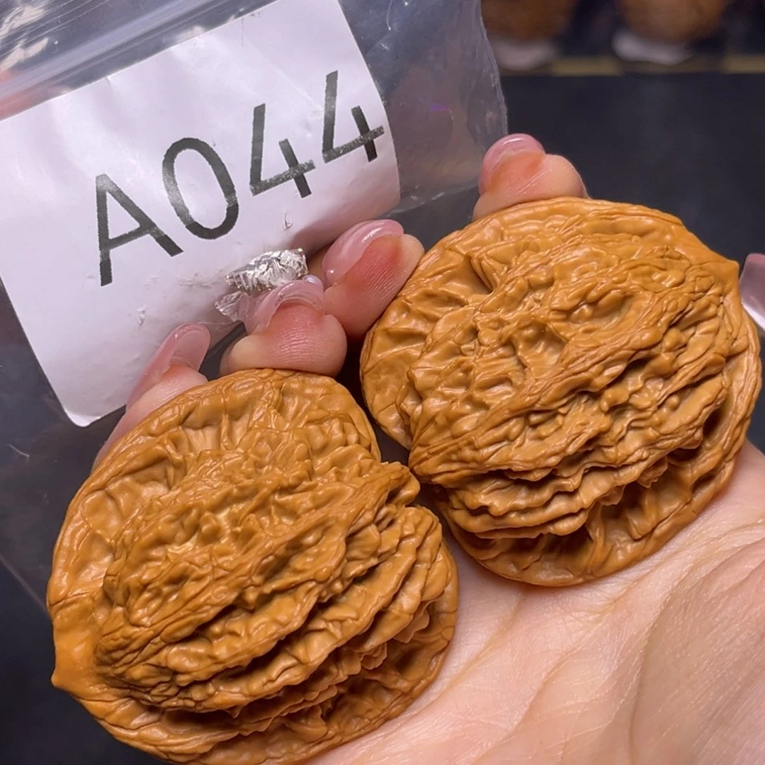 文玩核桃吊坠全品堂上虎45