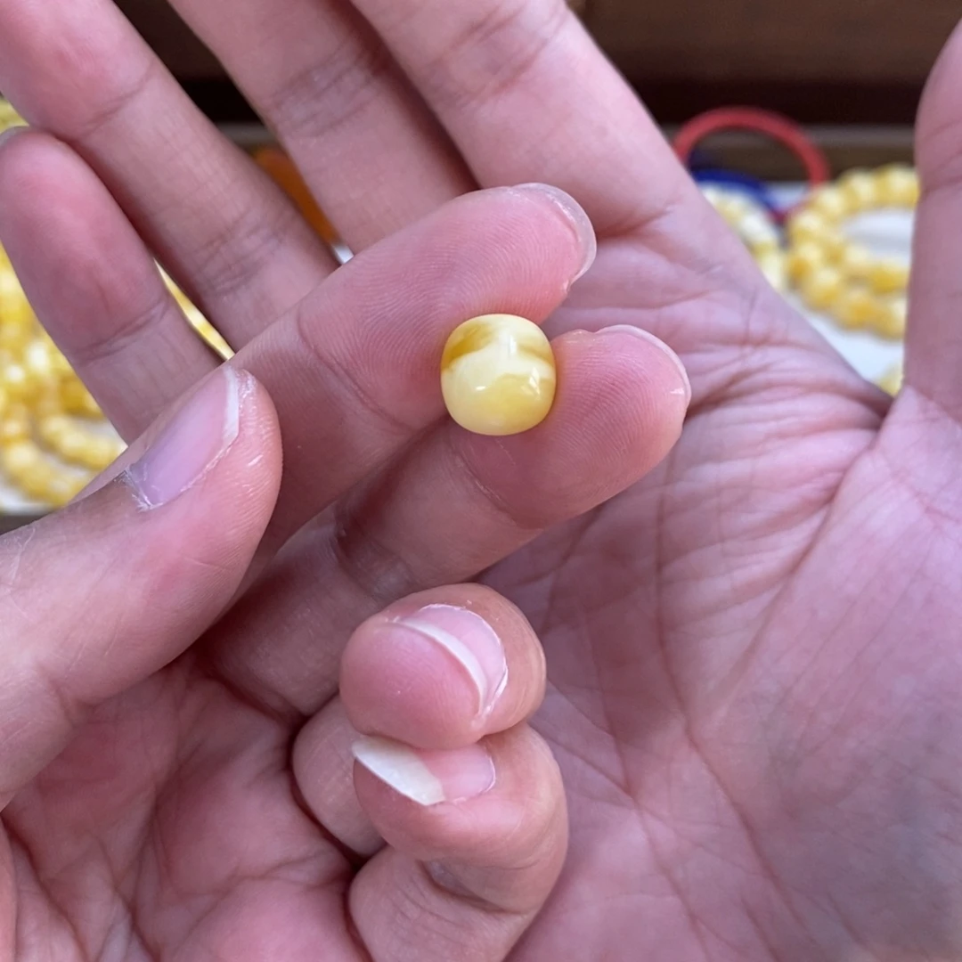 M***n琥珀未镶嵌裸石11.0蜜蜡单珠