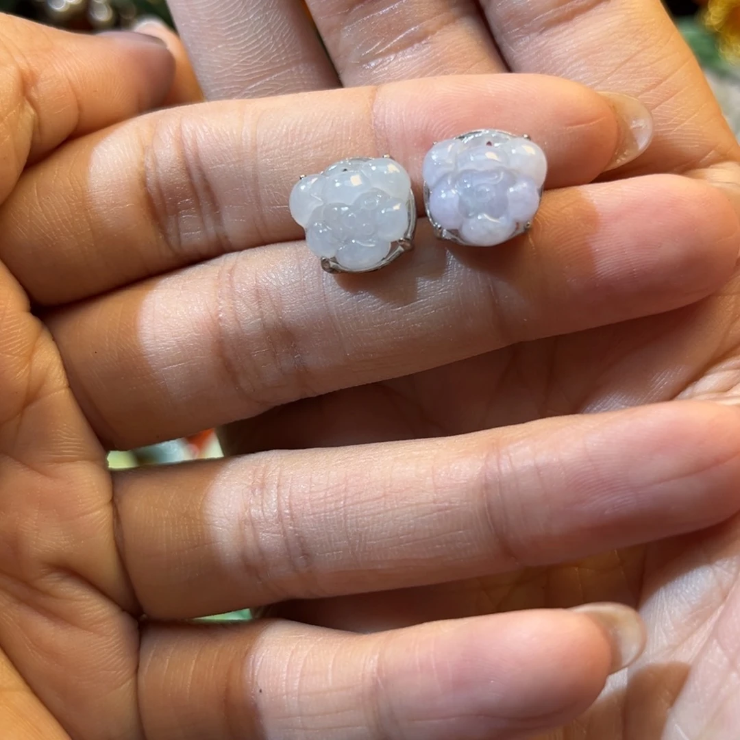 翡翠未镶嵌颈饰待编织