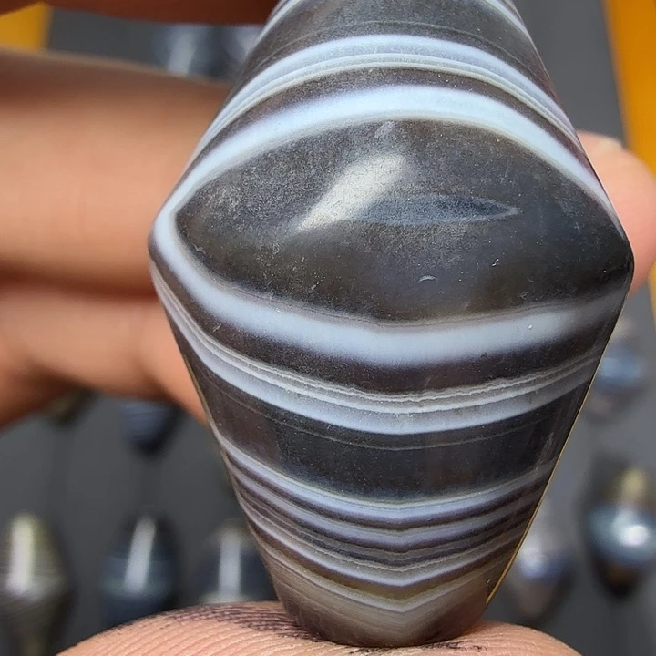 ****伍玛瑙/玉髓未镶嵌颈饰